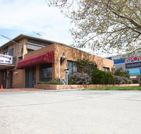 Carnegie Motor Inn - Surfers Gold Coast