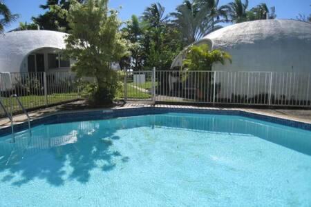 Casablanca Dome Trinity Beach - Surfers Gold Coast 2
