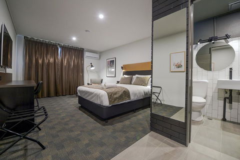 CBD Motor Inn - Surfers Gold Coast 0
