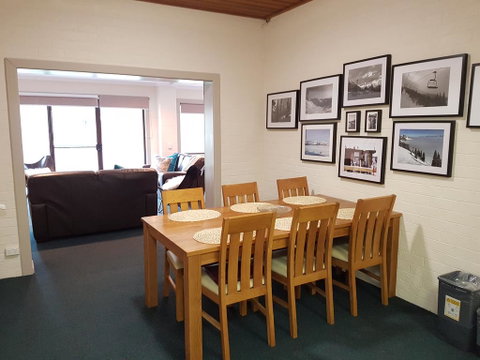 Cedarwood Apartments - Surfers Gold Coast 0