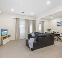 Central and Charming on Wallace - Surfers Gold Coast