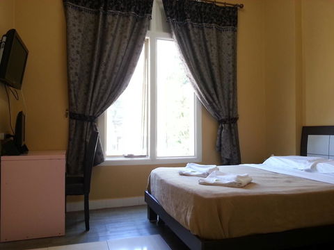 Central Private Hotel - Surfers Gold Coast 1
