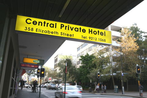 Central Private Hotel - Surfers Gold Coast 0