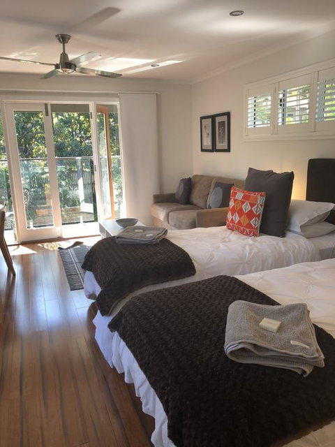 Chapel Woods Bed And Breakfast - Surfers Gold Coast 1