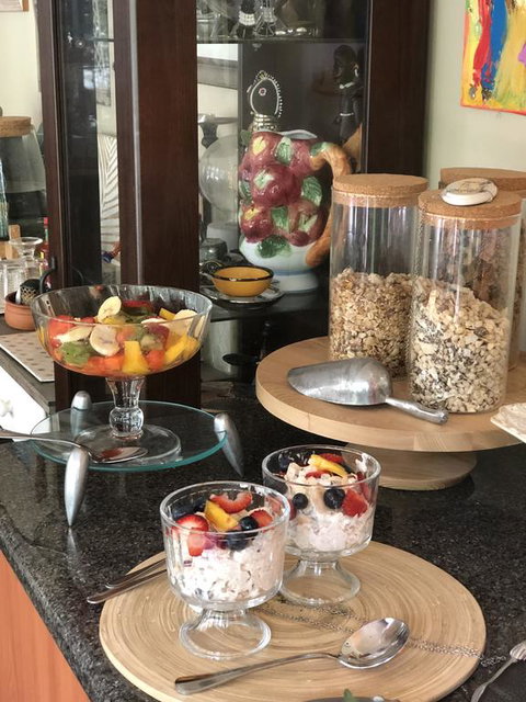 Chapel Woods Bed And Breakfast - Surfers Gold Coast 2