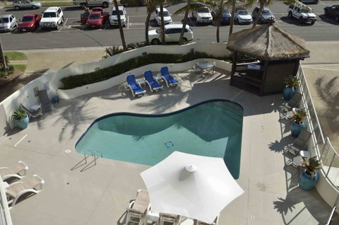 Chateau Royale Beach Resort - Surfers Gold Coast 3