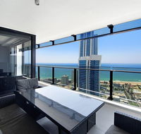 Circle on Cavill Private 2 Bed Ocean View - Surfers Gold Coast