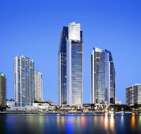 Circle On Cavill Sky Home- Holidays Gold Coast - Surfers Gold Coast