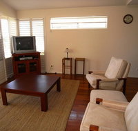 Clovelly Beach Townhouse - Surfers Gold Coast