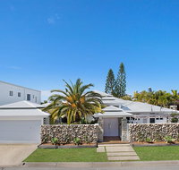 Coastal Elegance - Surfers Gold Coast
