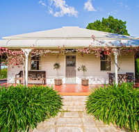 Cockfighters Ghost Vineyard Accommodation - Surfers Gold Coast