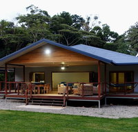 Coconut Beach House - Surfers Gold Coast