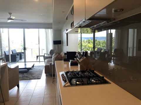 Coconut Grove 402 - Surfers Gold Coast 3