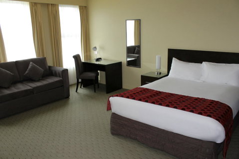 Comfort Inn & Suites City Views - Surfers Gold Coast 3