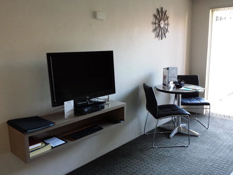 Comfort Inn Towradgi Beach - Surfers Gold Coast 0