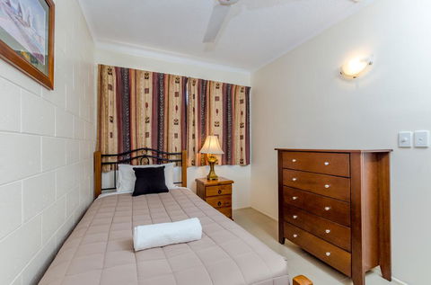 Como Apartments Gladstone - Surfers Gold Coast 3