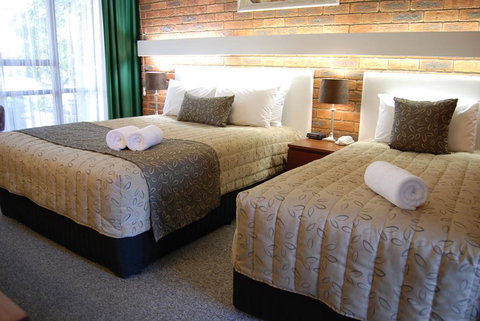 Connells Motel & Serviced Apartments - Surfers Gold Coast 3