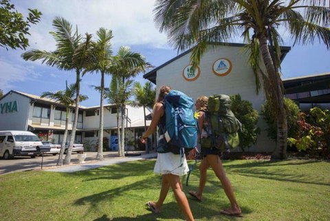 Coolangatta YHA Backpackers - Surfers Gold Coast 1