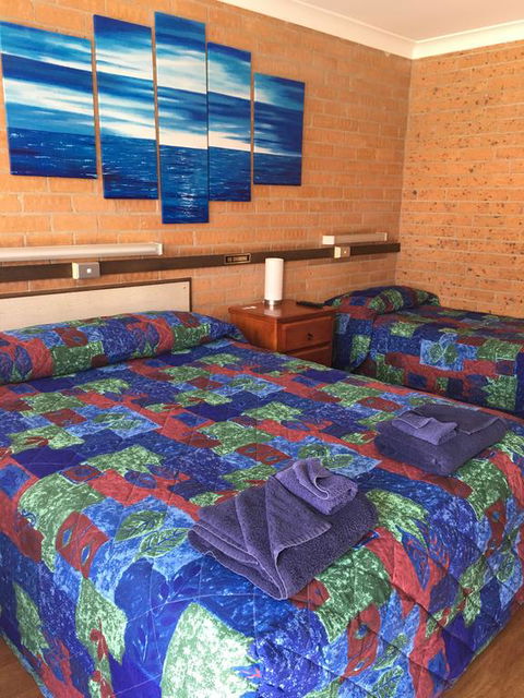 Coonamble Motel - Surfers Gold Coast 1