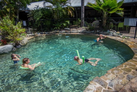 Coral Beach Lodge - Surfers Gold Coast 1