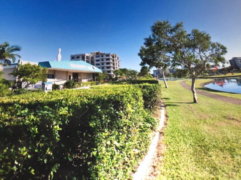 Coral Sea Views Beachfront Penthouse - Surfers Gold Coast 2