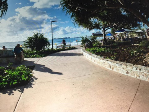 Coral Sea Views Beachfront Penthouse - Surfers Gold Coast 3