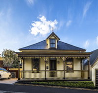 Corinda Contemporary - Surfers Gold Coast