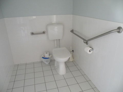 Corowa Motor Inn - Surfers Gold Coast 3
