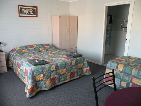 Corowa Motor Inn - Surfers Gold Coast 1