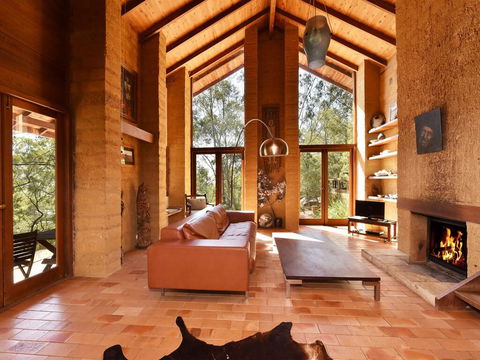 Corymbia Cottage - Unique, Quirky, Private, A Guest Favourite - Surfers Gold Coast 0
