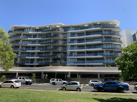 Cosmopolitan Exclusive Rental Apartments - Surfers Gold Coast 2