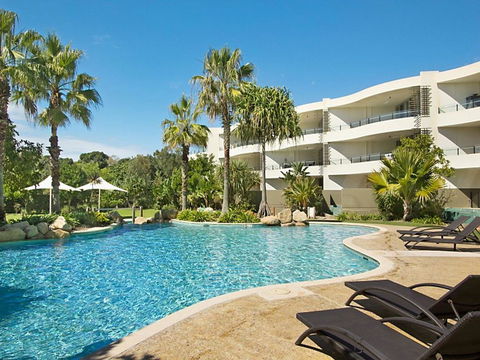 COTTON BEACH APARTMENT 35 - POOL VIEWS - Surfers Gold Coast 1