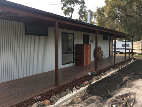Country Cabin With Mountain Views Close To Ballarat - Surfers Gold Coast 3