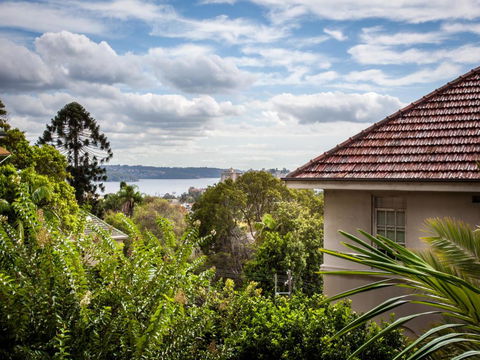 COURALLIE (I701)-L'Abode Accommodation - Surfers Gold Coast 1