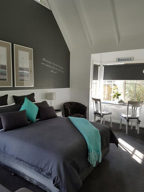 Creek Cottage Bed And Breakfast - Surfers Gold Coast 2