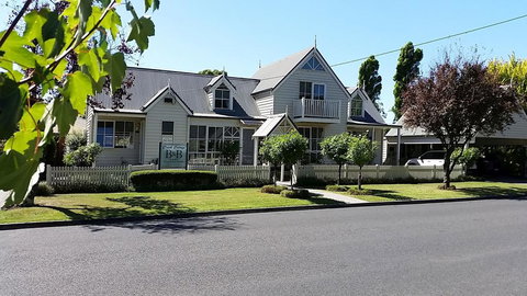 Creek Cottage Bed And Breakfast - Surfers Gold Coast 0