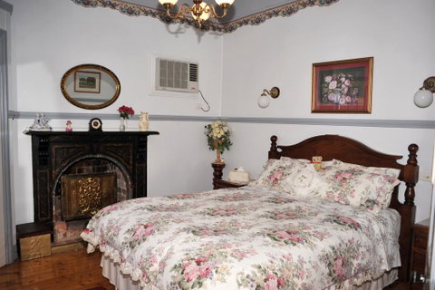 Cuddledoon Cottages Rutherglen - Surfers Gold Coast 3