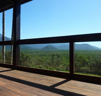 Daintree Holiday Homes - La Vista - Surfers Gold Coast