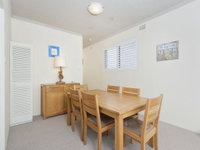 Book Shoal Bay Accommodation Vacations Surfers Gold Coast Surfers Gold Coast