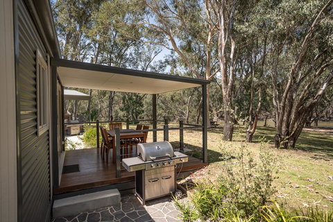 Deniliquin Riverside Caravan Park - Surfers Gold Coast 2