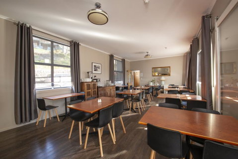Diana Alpine Lodge - Surfers Gold Coast 2