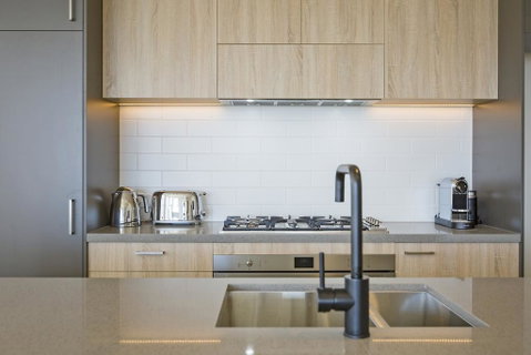 Dune Beachfront Apartments - Surfers Gold Coast 2