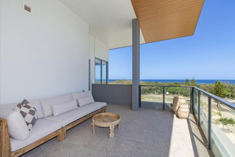 Dune Beachfront Apartments - Surfers Gold Coast 3