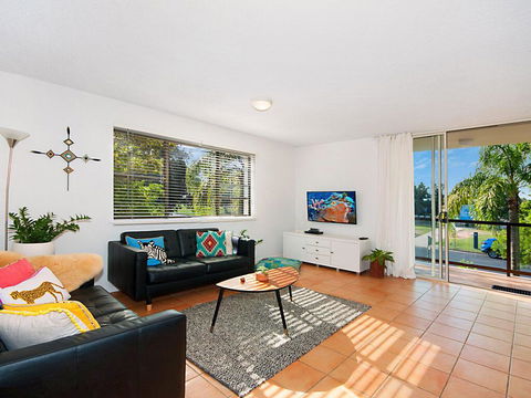 EAST COAST ESCAPES - Byron Beachfront - Surfers Gold Coast 3