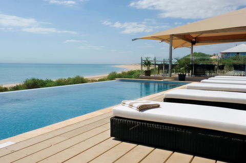 Eco Beach Resort - Surfers Gold Coast 0