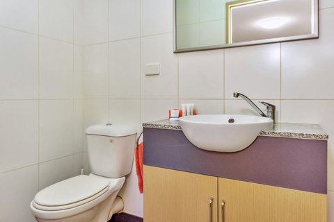 Econo Lodge Karratha - Surfers Gold Coast 3