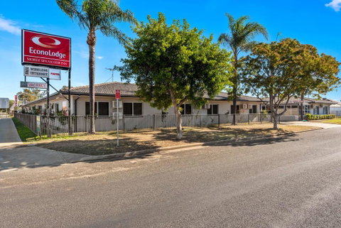Econo Lodge Moree Spa Motor Inn - Surfers Gold Coast 1