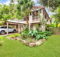 Edge Hill Holiday Home / Cairns - Surfers Gold Coast