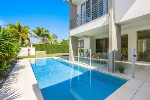 Elliston @ Corporate Boardies. - Surfers Gold Coast 1