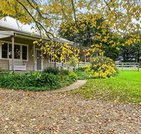 Elm Cottage - Surfers Gold Coast